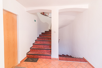 Chodba - Pronájem bytu 2+1 v osobním vlastnictví 50 m², Jesenice