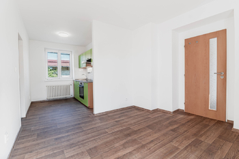 Pronájem bytu 2+1 v osobním vlastnictví 50 m², Jesenice