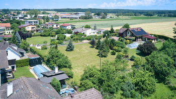 Prodej pozemku 1557 m², Býšť