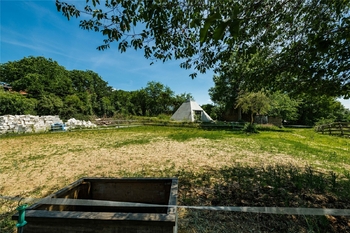 Prodej pozemku 3007 m², Krtov