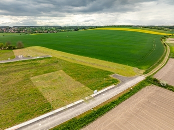 Prodej pozemku 853 m², Mšecké Žehrovice