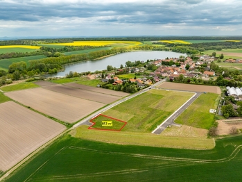 Prodej pozemku 853 m², Mšecké Žehrovice