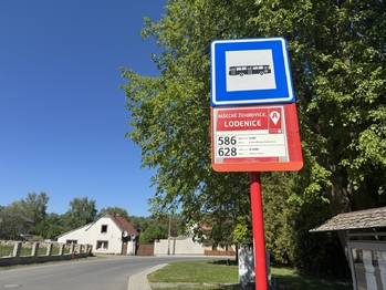 Prodej pozemku 853 m², Mšecké Žehrovice