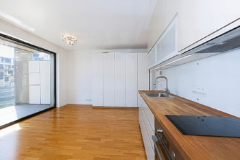Pronájem bytu 1+kk v osobním vlastnictví 32 m², Praha 8 - Libeň