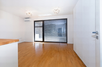 Pronájem bytu 1+kk v osobním vlastnictví 32 m², Praha 8 - Libeň
