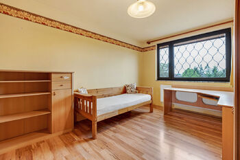 chlapecký pokoj 2NP - Prodej domu 240 m², Praha 10 - Dubeč
