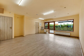 provozovna - Prodej domu 240 m², Praha 10 - Dubeč