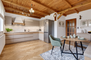 VIZUALIZACE nové kuchyně s jídelnou - Prodej domu 240 m², Praha 10 - Dubeč