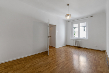 ložnice - Pronájem bytu 2+kk v osobním vlastnictví 57 m², Praha 3 - Žižkov