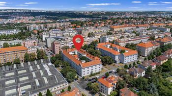 vyznačení domu - Pronájem bytu 2+kk v osobním vlastnictví 57 m², Praha 3 - Žižkov