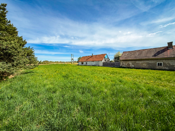 Prodej pozemku 942 m², Třebsko