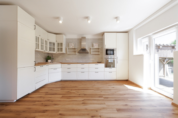 Prodej bytu 3+kk v osobním vlastnictví 68 m², Červený Újezd