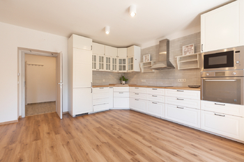 Prodej bytu 3+kk v osobním vlastnictví 68 m², Červený Újezd