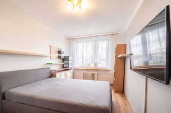 pokoj - Prodej bytu 3+1 v osobním vlastnictví 63 m², Žatec
