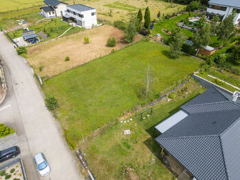 Prodej pozemku 1044 m², Tehov