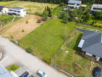 Prodej pozemku 1044 m², Tehov