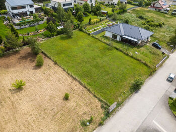 Prodej pozemku 1044 m², Tehov