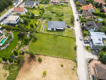 Prodej pozemku 1044 m², Tehov