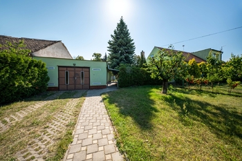 Prodej domu 220 m², Krhovice