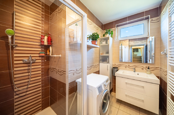 Prodej domu 220 m², Krhovice