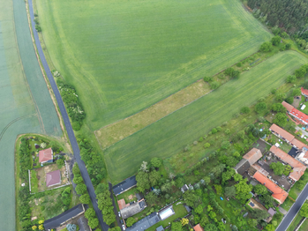 Prodej pozemku 3211 m², Peruc