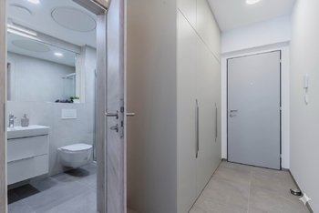 Pronájem bytu 1+kk v osobním vlastnictví 31 m², Praha 9 - Libeň