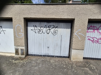 Prodej garáže 19 m², Praha 4 - Hodkovičky