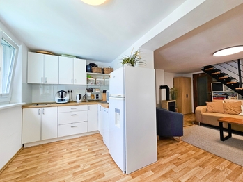 Prodej chaty / chalupy 95 m², Perštejn