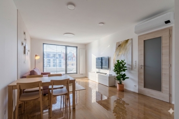 Pronájem bytu 3+kk v osobním vlastnictví 94 m², Praha 9 - Libeň