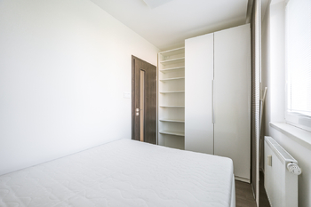 Pronájem bytu 2+kk v osobním vlastnictví 33 m², Praha 9 - Letňany