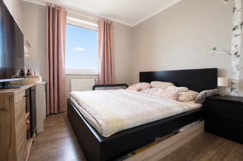 Ložnice - Pronájem bytu 3+kk v osobním vlastnictví 83 m², Praha 9 - Letňany