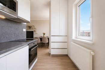 Kuchyňský kout - Pronájem bytu 3+kk v osobním vlastnictví 83 m², Praha 9 - Letňany