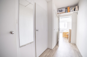 Prodej bytu 1+kk v osobním vlastnictví 27 m², Praha 4 - Háje