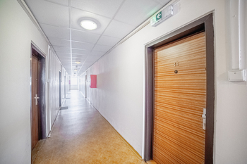 Prodej bytu 1+kk v osobním vlastnictví 27 m², Praha 4 - Háje