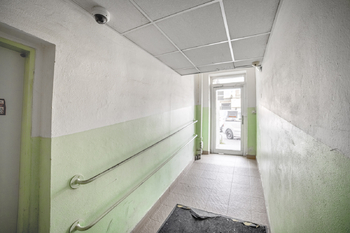 Prodej bytu 1+kk v osobním vlastnictví 27 m², Praha 4 - Háje