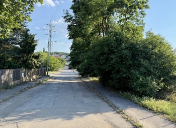 Prodej pozemku 1500 m², Praha 9 - Hloubětín