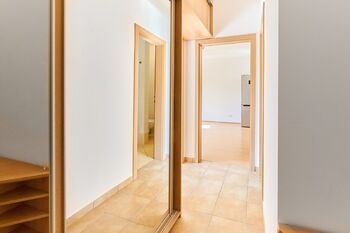 Pronájem bytu 2+kk v osobním vlastnictví 46 m², Zbuzany