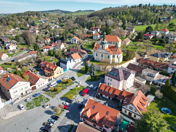 Náměstí Mnichovic - Pronájem obchodních prostor, Mnichovice