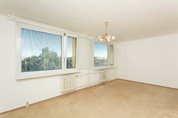 Pronájem bytu 1+kk v osobním vlastnictví 33 m², Praha 8 - Kobylisy