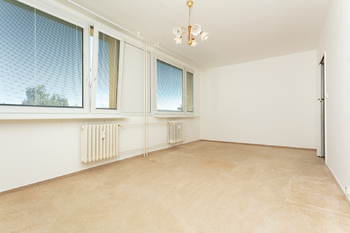 Pronájem bytu 1+kk v osobním vlastnictví 33 m², Praha 8 - Kobylisy