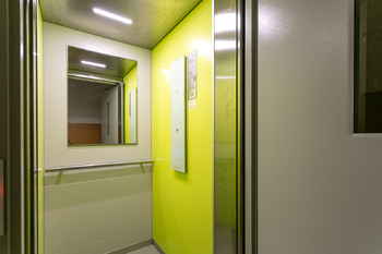 Pronájem bytu 1+kk v osobním vlastnictví 33 m², Praha 8 - Kobylisy