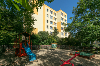 Pronájem bytu 1+kk v osobním vlastnictví 33 m², Praha 8 - Kobylisy