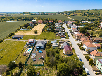 Prodej pozemku 885 m², Viničné Šumice
