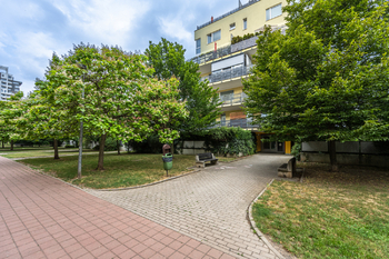 Prodej bytu 2+kk v osobním vlastnictví 37222 m², Praha 5 - Hlubočepy