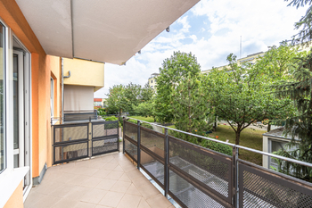 Prodej bytu 2+kk v osobním vlastnictví 37222 m², Praha 5 - Hlubočepy