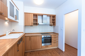 Prodej bytu 2+kk v osobním vlastnictví 37222 m², Praha 5 - Hlubočepy