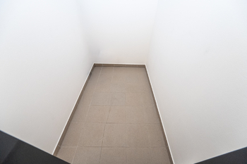 Prodej bytu 2+kk v osobním vlastnictví 37222 m², Praha 5 - Hlubočepy