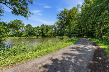 Prodej pozemku 51034 m², Starosedlský Hrádek