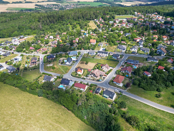 Radlík - Jílové u Prahy - Prodej pozemku 808 m², Jílové u Prahy