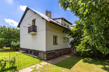 Pronájem bytu 3+1 v družstevním vlastnictví 82 m², Zeleneč
